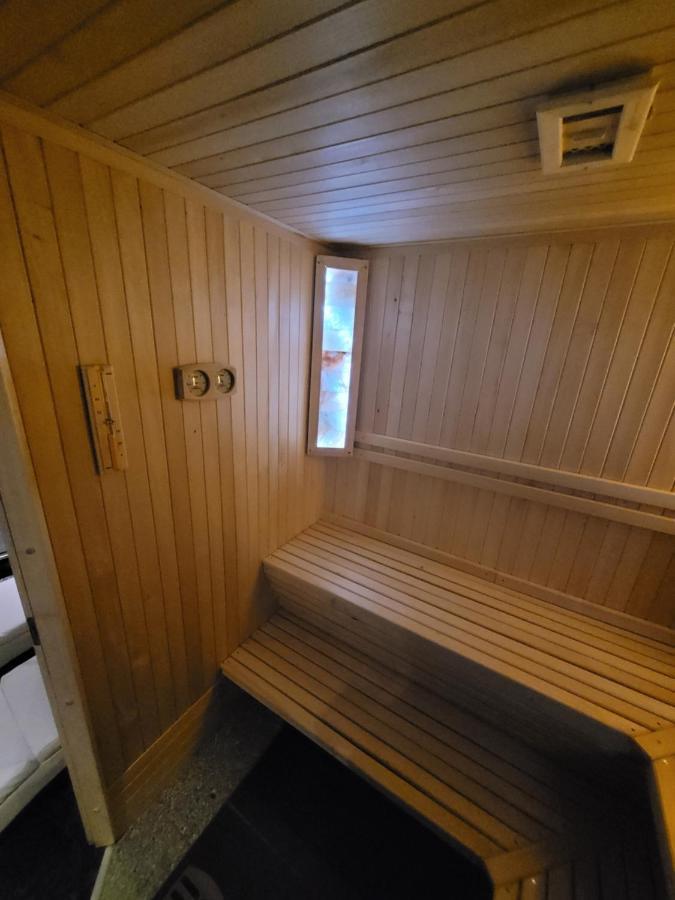 Hotel Sanova Jaroslaw Bagian luar foto