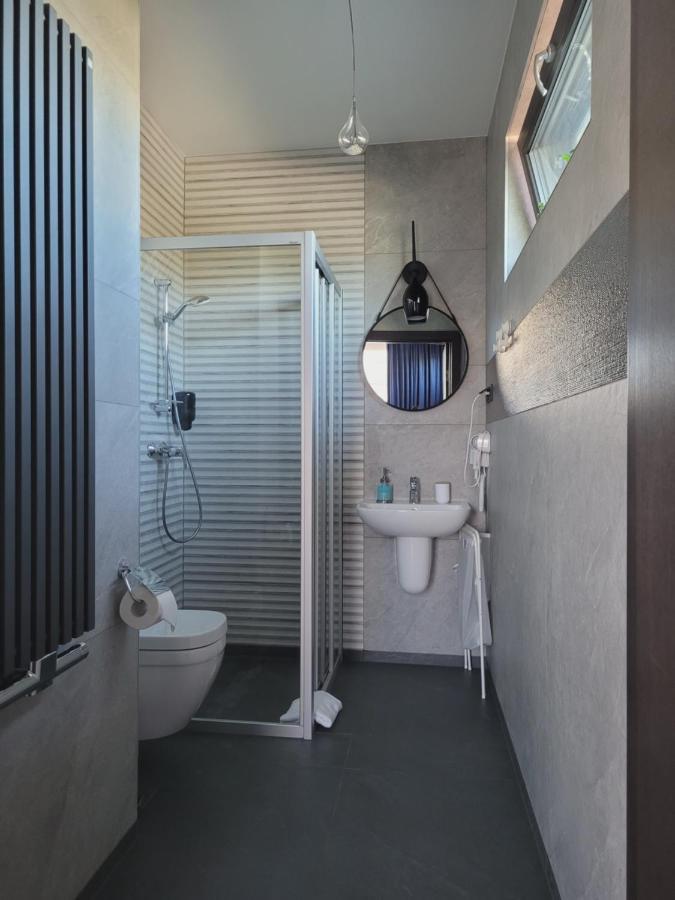 Hotel Sanova Jaroslaw Bagian luar foto